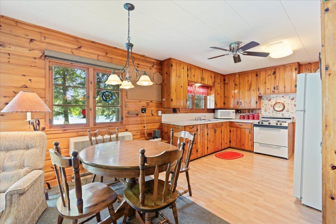 1975 single family home for sale at 5163 Howard Lake Trail NW in Akeley, MN — 3 bed, 2 bath (photo 9 of 33)
