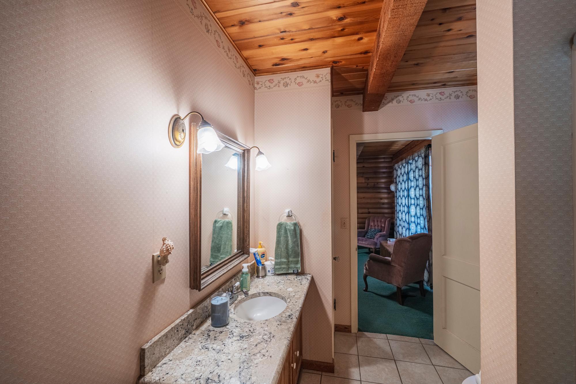 1990 single family home for sale at 34955 Freedom Flyer Road in Vergas, MN — 3 bed, 2 bath (photo 13 of 51)