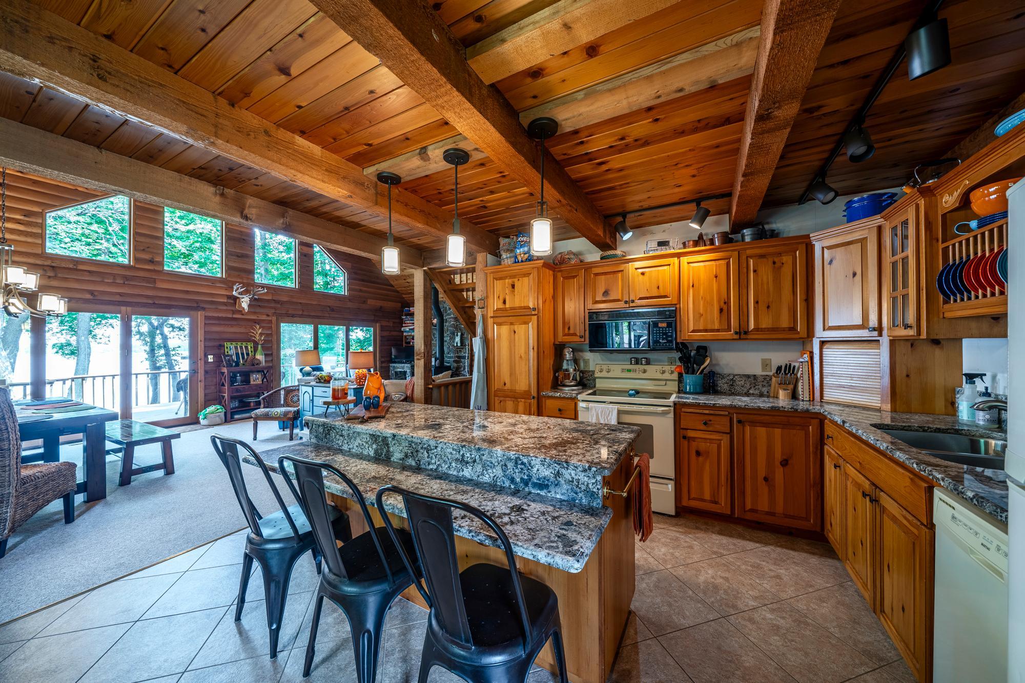 1990 single family home for sale at 34955 Freedom Flyer Road in Vergas, MN — 3 bed, 2 bath (photo 4 of 51)
