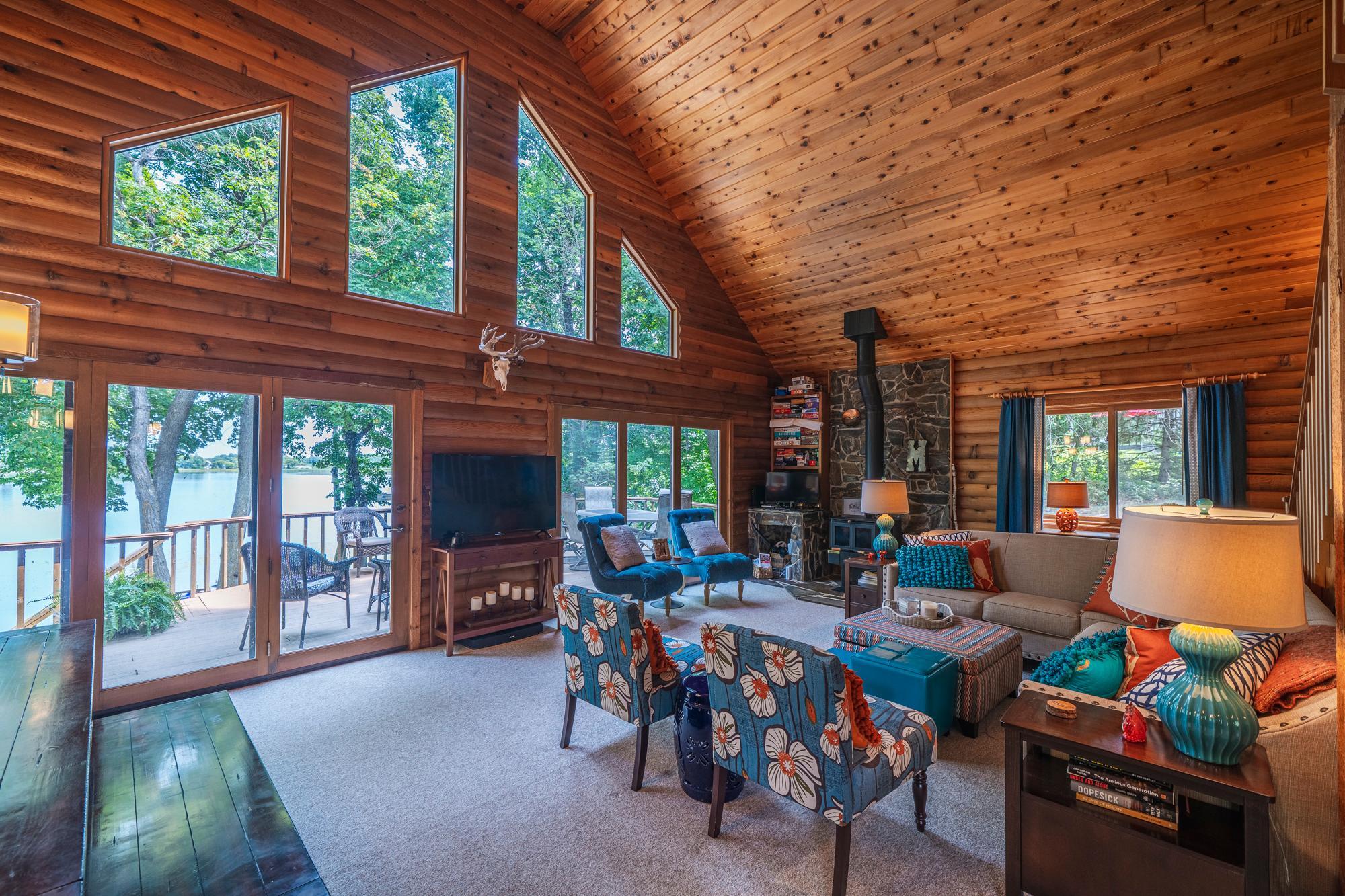 1990 single family home for sale at 34955 Freedom Flyer Road in Vergas, MN — 3 bed, 2 bath (photo 9 of 51)