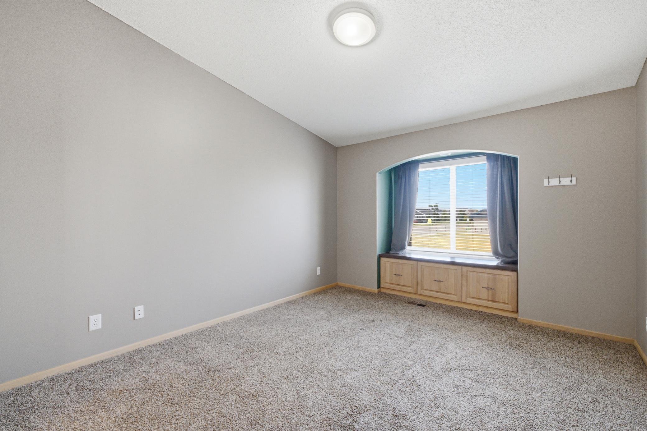 812 34th Avenue W, West Fargo ND 58078 - Photo 15 of 49