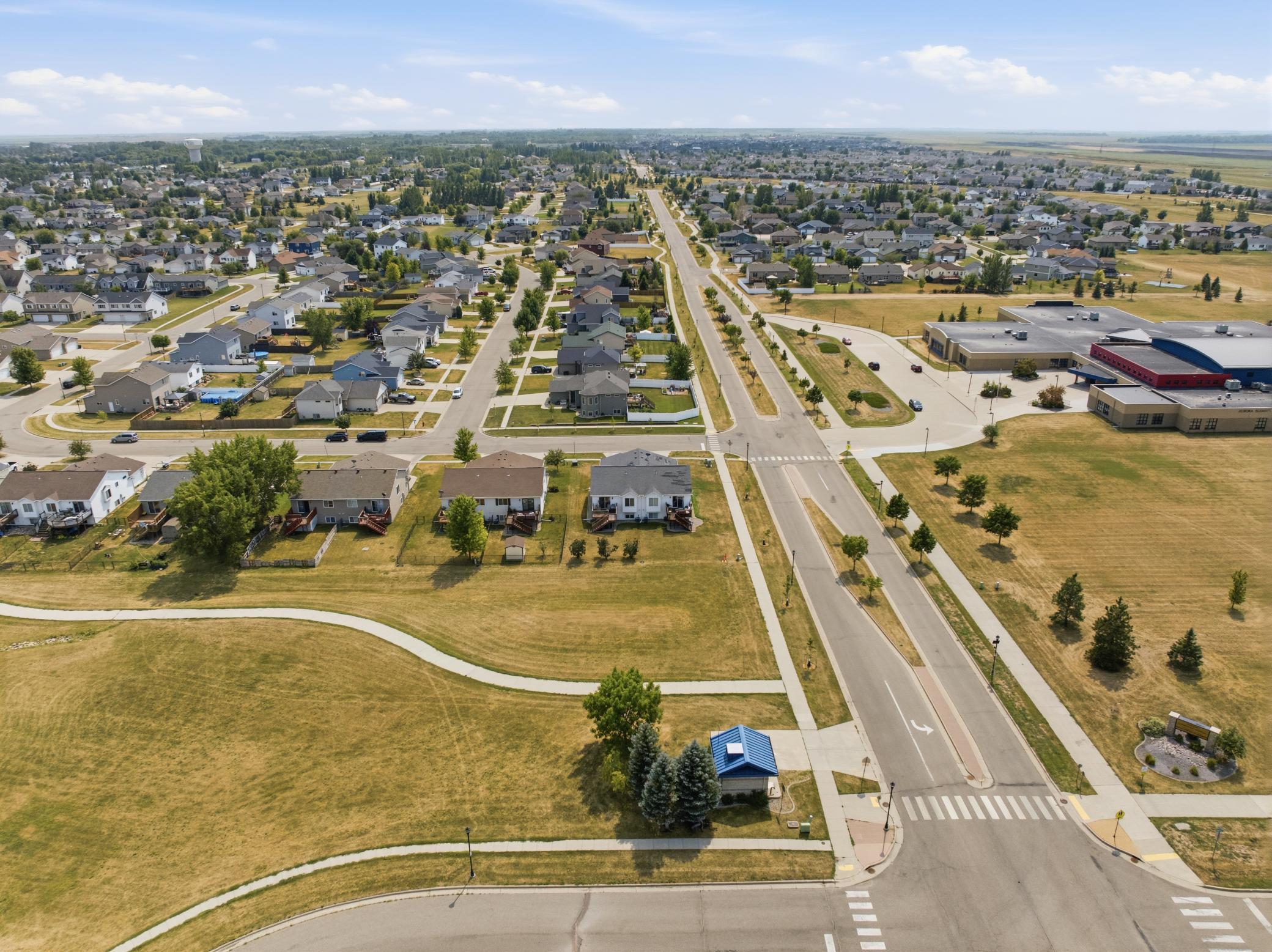 812 34th Avenue W, West Fargo ND 58078 - Photo 40 of 49