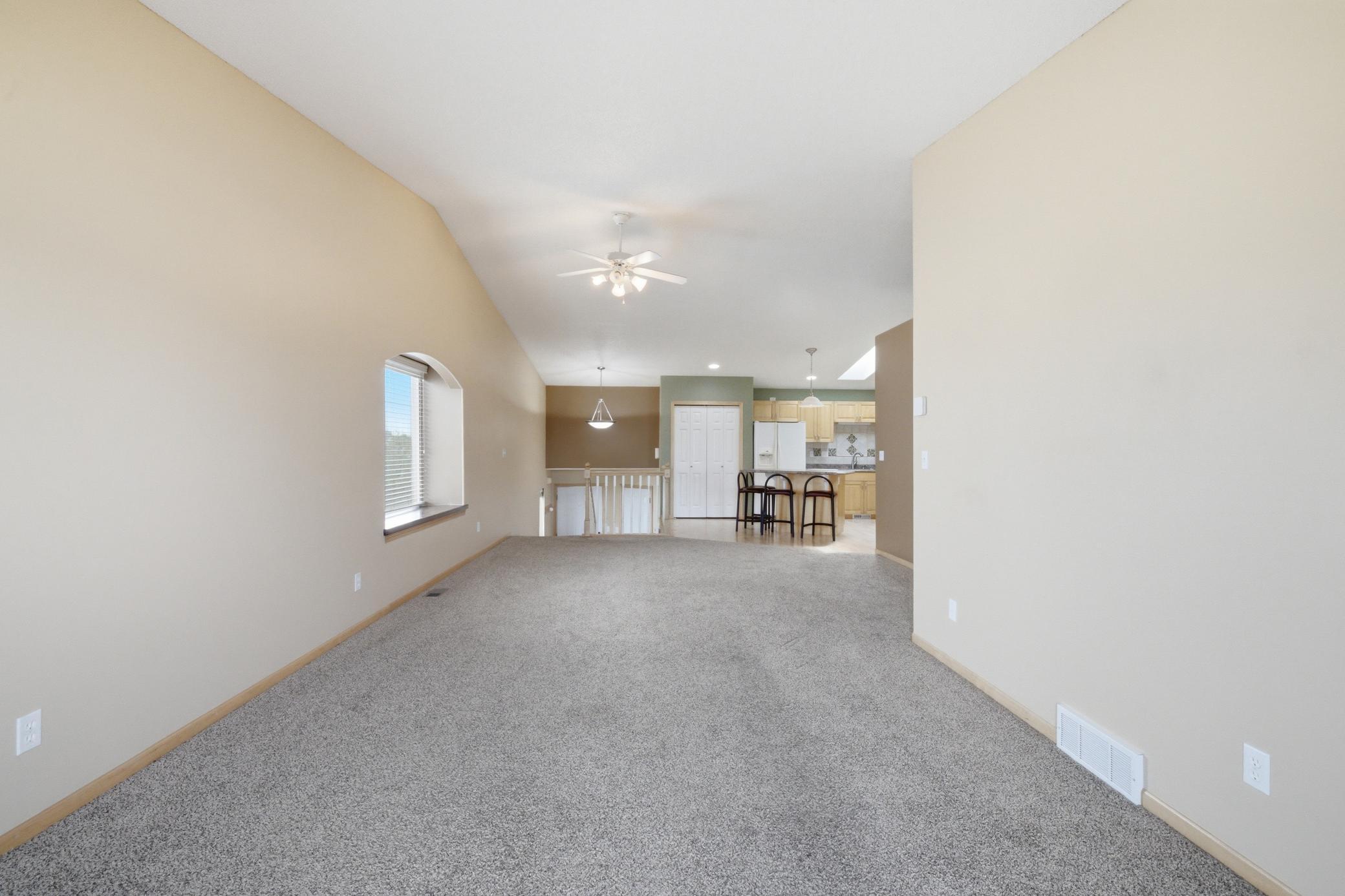 812 34th Avenue W, West Fargo ND 58078 - Photo 10 of 49