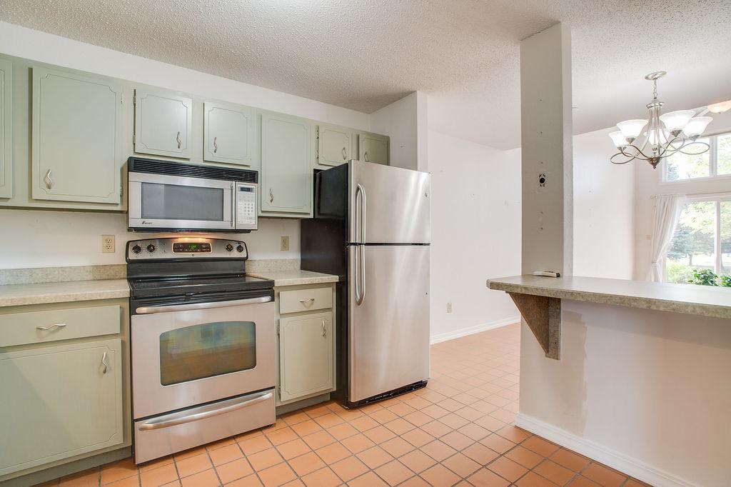 601 35th Avenue S, Moorhead MN 56560 - Photo 13 of 39