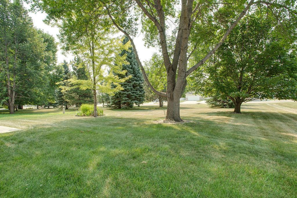 601 35th Avenue S, Moorhead MN 56560 - Photo 36 of 39