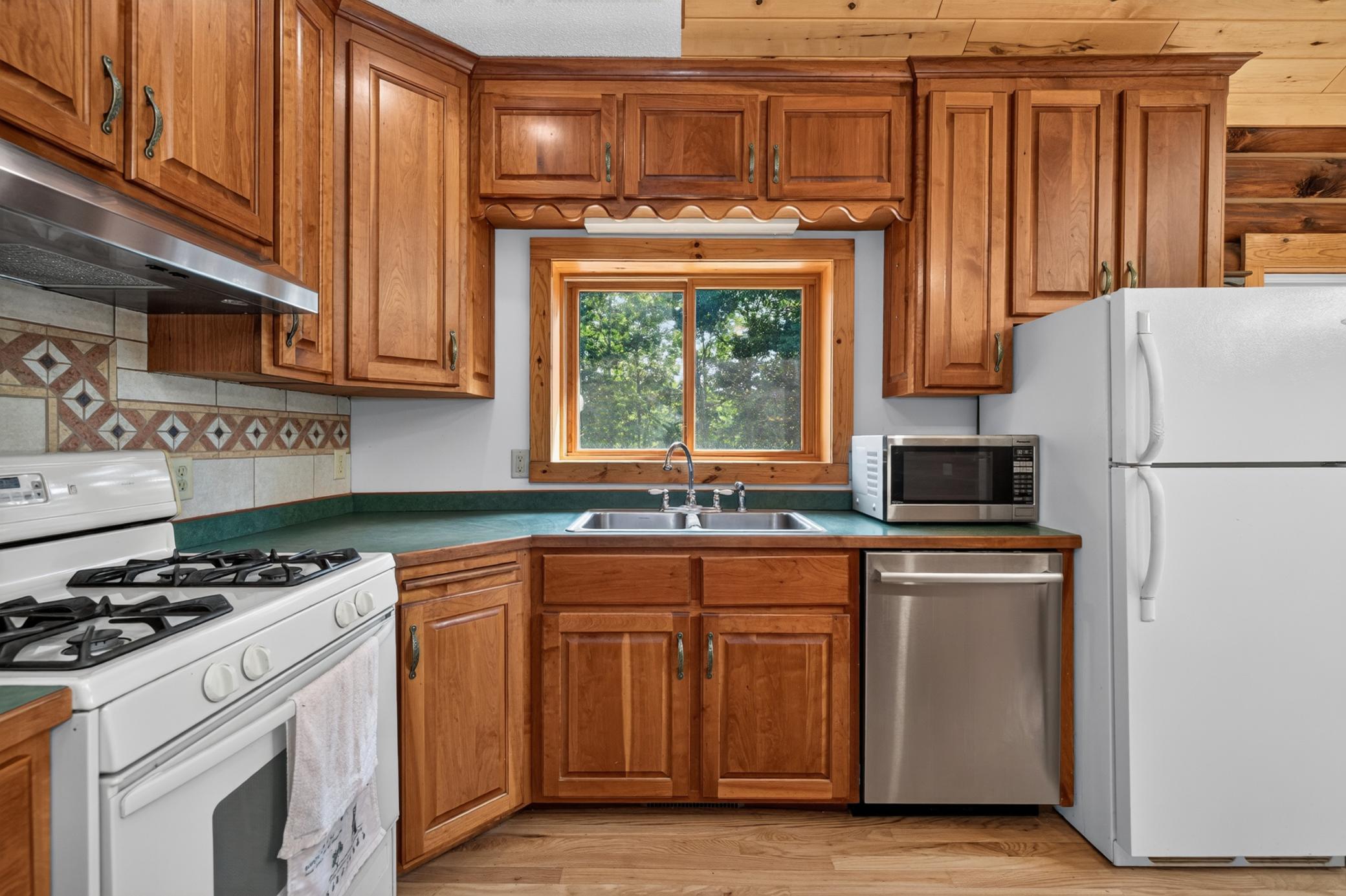 1999 single family home for sale at 21169 Firefly Trail in Akeley, MN — 3 bed, 3 bath (photo 11 of 39)