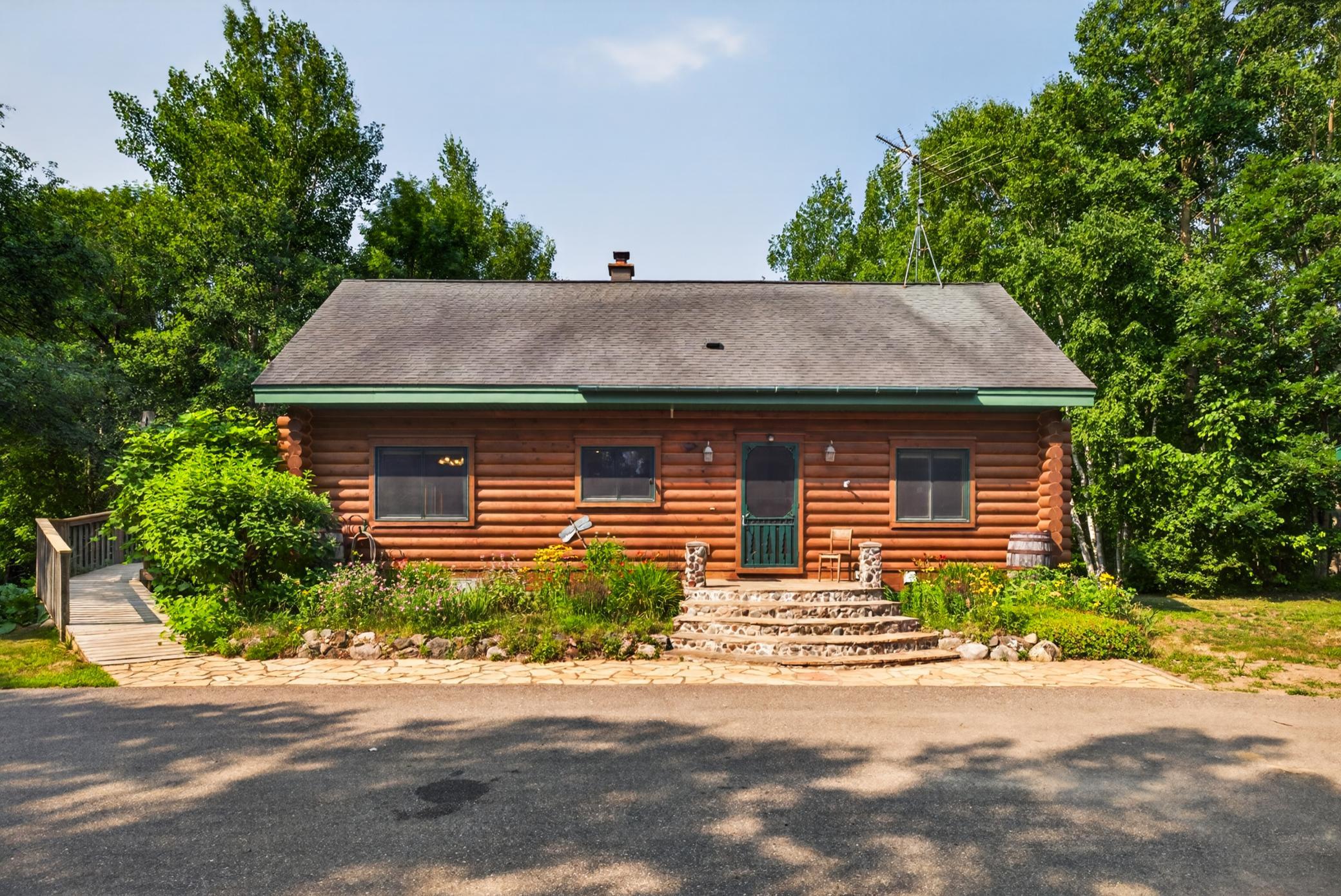 1999 single family home for sale at 21169 Firefly Trail in Akeley, MN — 3 bed, 3 bath (photo 5 of 39)