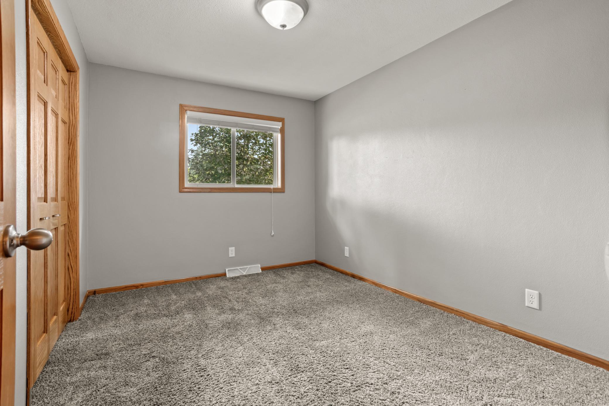 1108 S River Drive, Moorhead MN 56560 - Photo 15 of 45