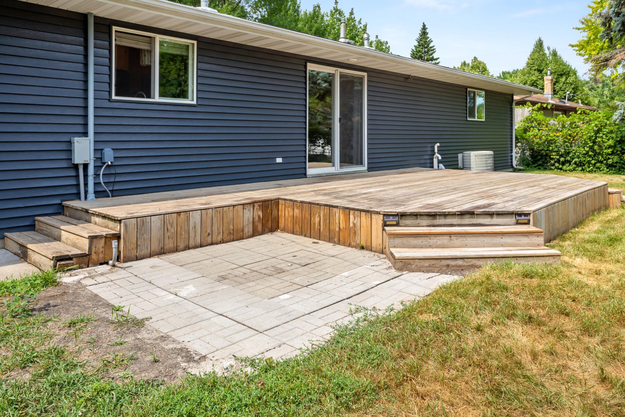 1108 S River Drive, Moorhead MN 56560 - Photo 41 of 45