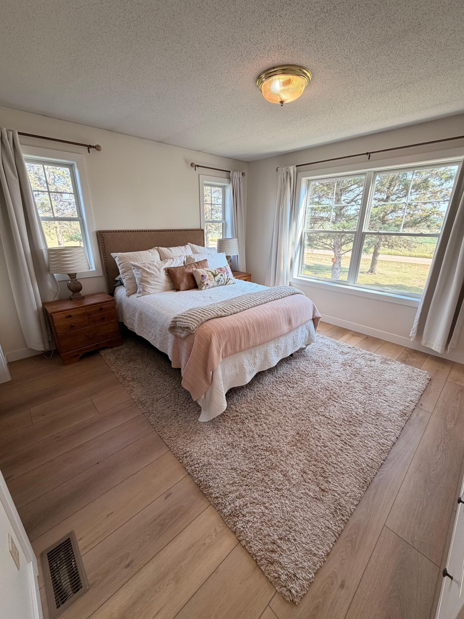 1994 single family home for sale at 330 5th Street in Bluffton, MN — 5 bed, 4 bath (photo 12 of 27)