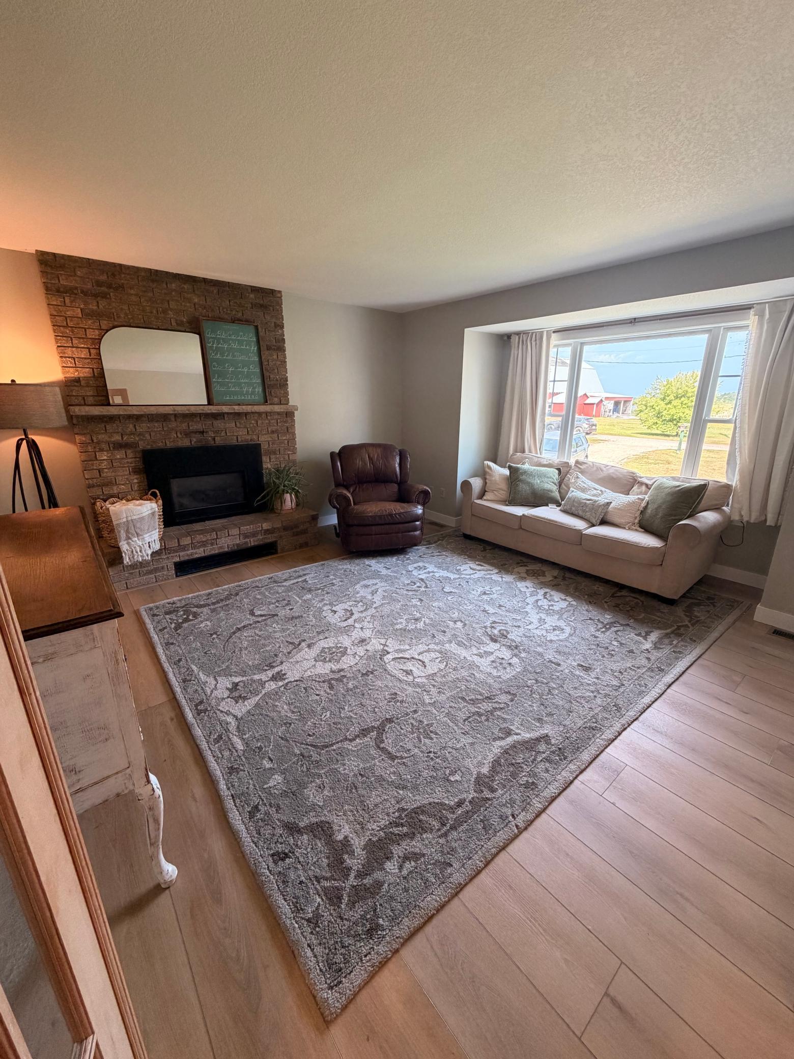 1994 single family home for sale at 330 5th Street in Bluffton, MN — 5 bed, 4 bath (photo 16 of 27)