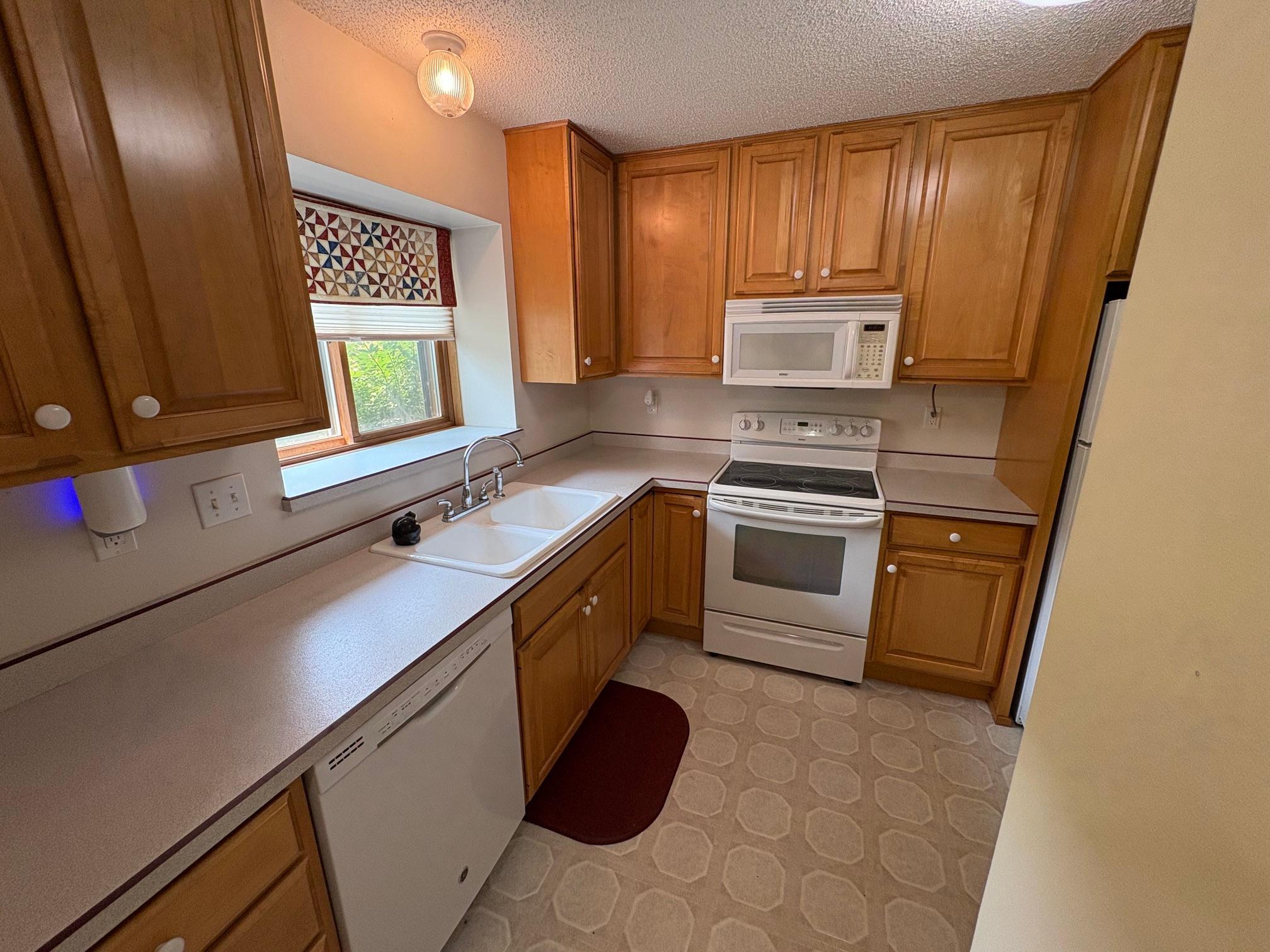 1308 4th Avenue N, Wahpeton ND 58075 - Photo 11 of 33