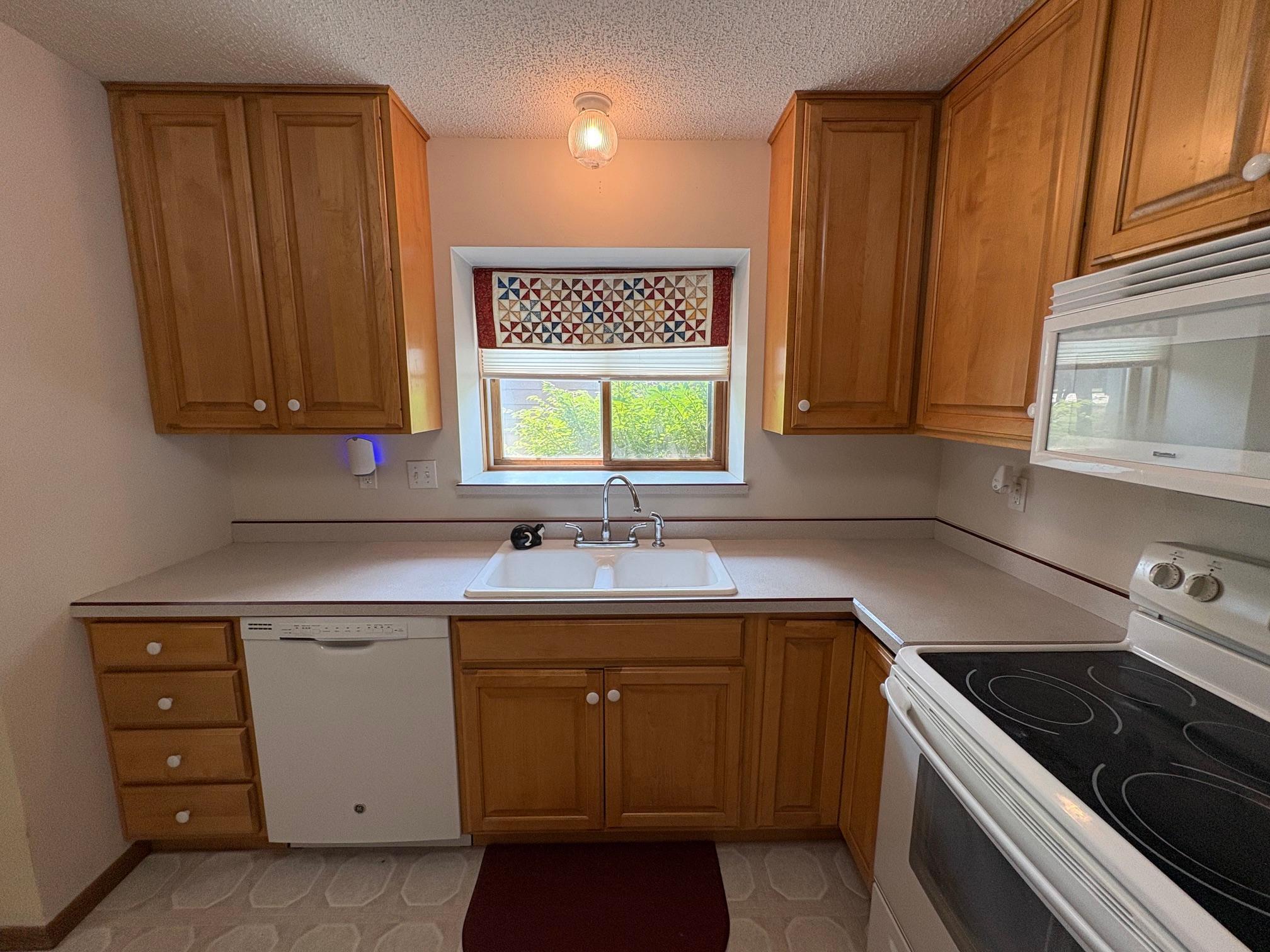 1308 4th Avenue N, Wahpeton ND 58075 - Photo 13 of 33