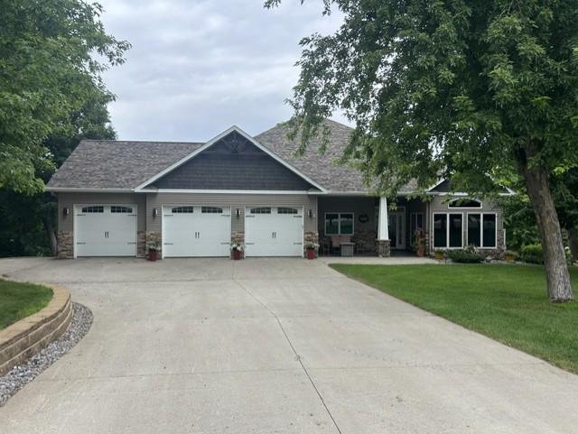2006 single family home for sale at 17535 Schurman Lane in Lake Park, MN — 4 bed, 3 bath (photo 2 of 4)