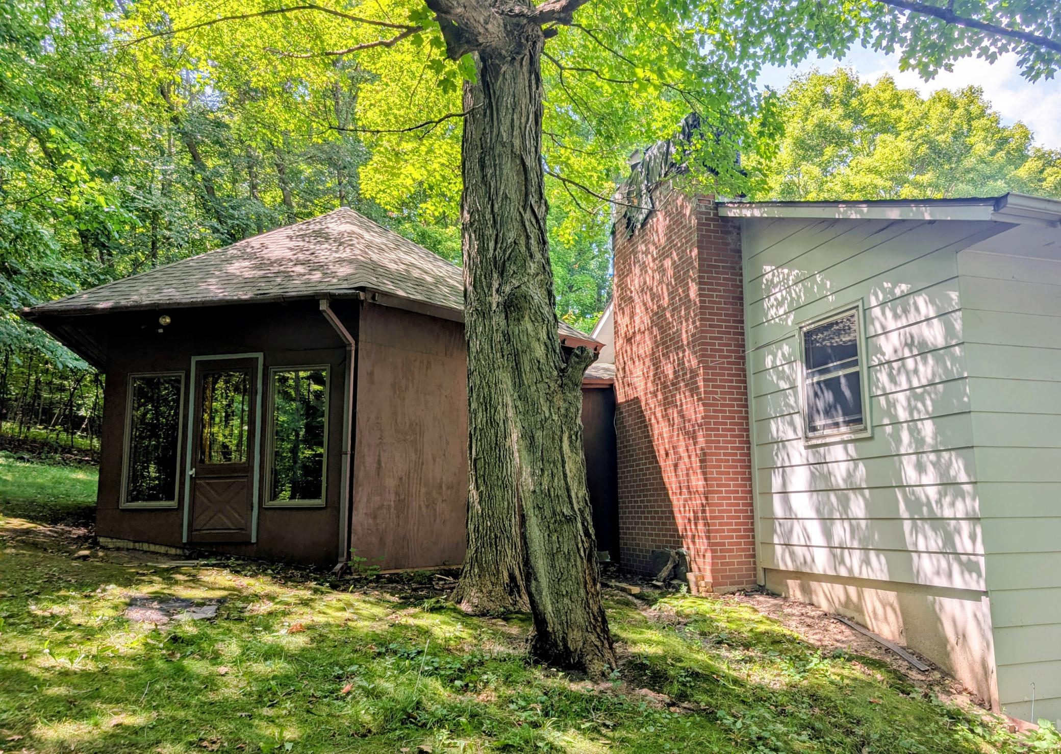 1976 single family home for sale at 22297 County 38 in Long Prairie, MN — 4 bed, 3 bath (photo 3 of 61)
