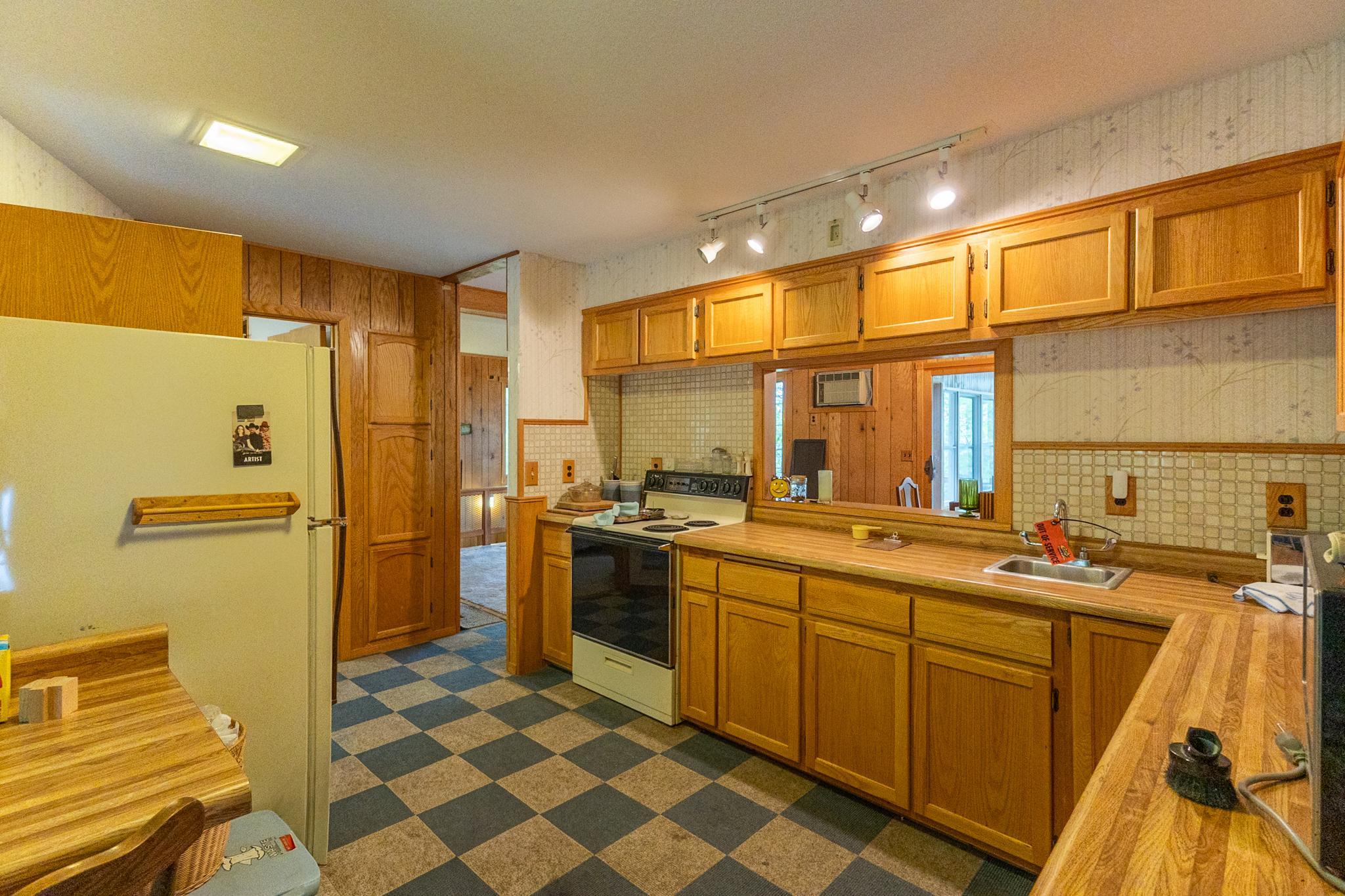 19061 Farington Lane NE, Hines MN 56647 - Photo 12 of 43