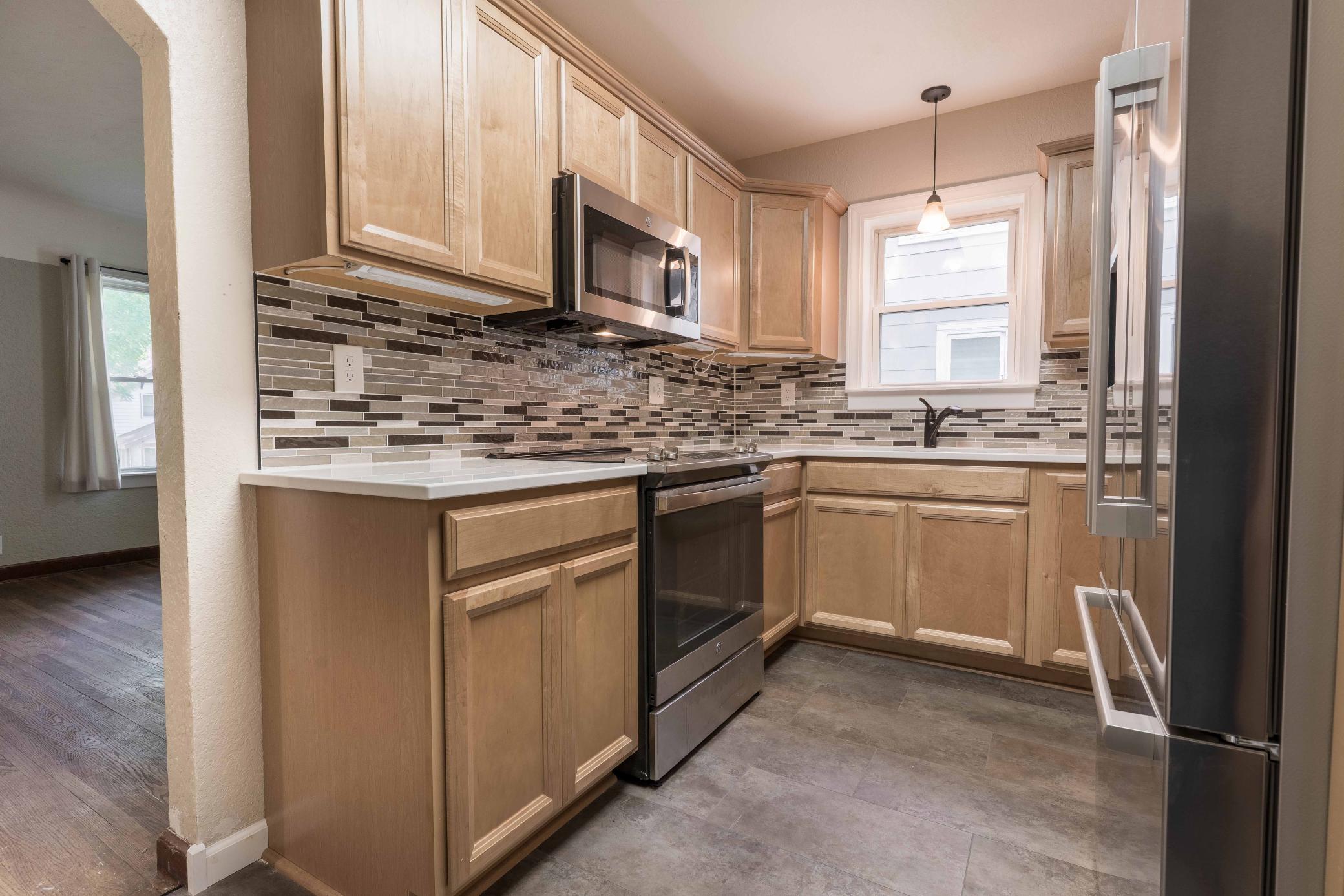 314 Birch Avenue W, Fergus Falls MN 56537 - Photo 12 of 32