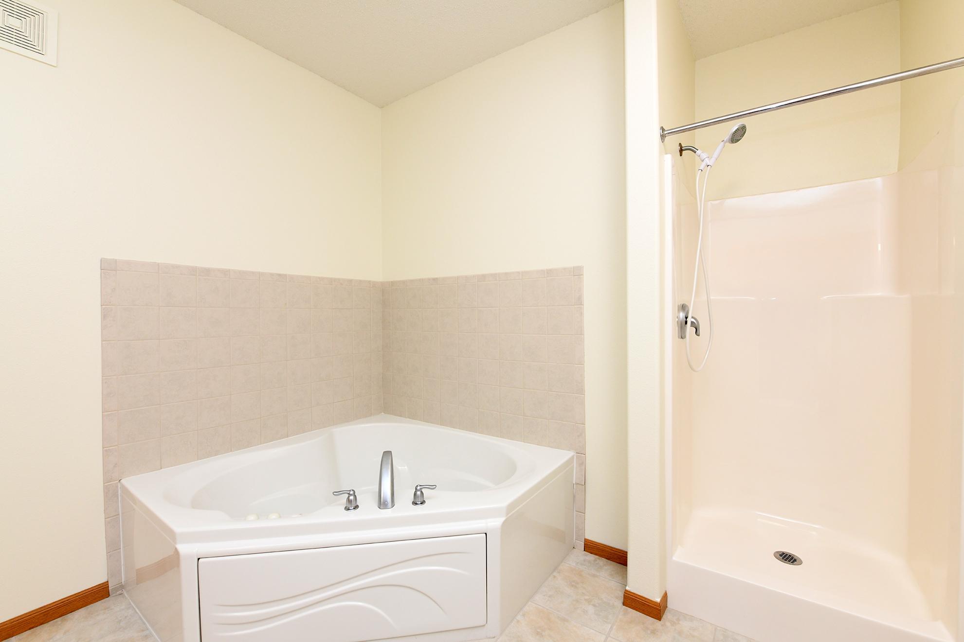3434 28th Street S, Unit 110, Fargo ND 58104 - Photo 14 of 33