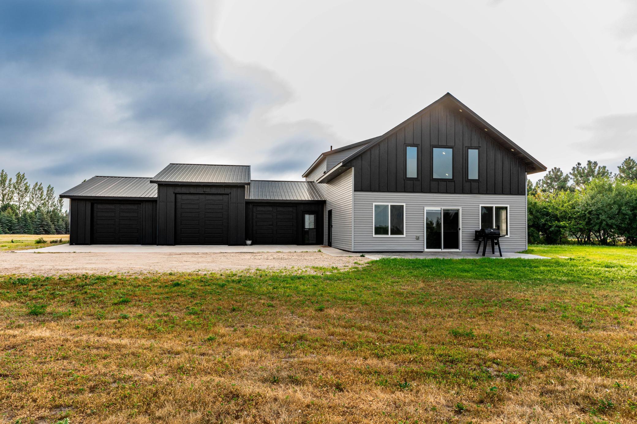 2023 single family home for sale at 20193 Cassidy Lane in Audubon, MN — 4 bed, 3 bath (photo 2 of 45)