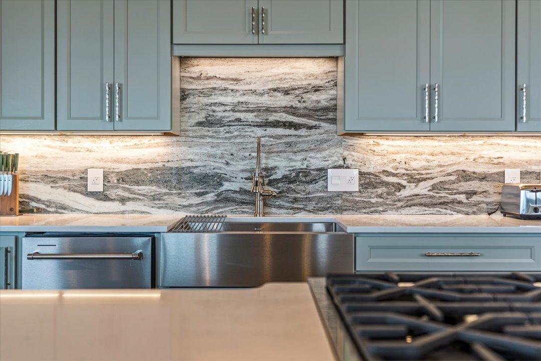 2022 single family home for sale at 12583 N Pelican Lane in Merrifield, MN — 4 bed, 5 bath (photo 21 of 70)