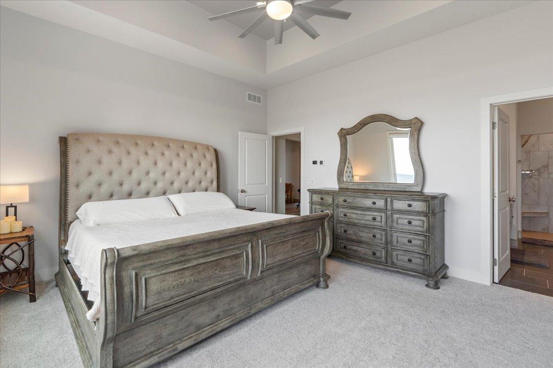 2022 single family home for sale at 12583 N Pelican Lane in Merrifield, MN — 4 bed, 5 bath (photo 22 of 70)