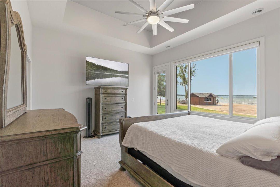 2022 single family home for sale at 12583 N Pelican Lane in Merrifield, MN — 4 bed, 5 bath (photo 23 of 70)