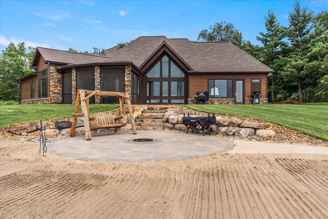 2022 single family home for sale at 12583 N Pelican Lane in Merrifield, MN — 4 bed, 5 bath (photo 30 of 70)