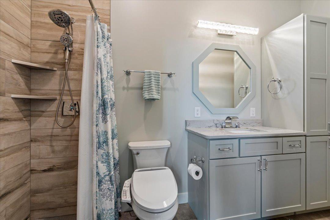 2022 single family home for sale at 12583 N Pelican Lane in Merrifield, MN — 4 bed, 5 bath (photo 37 of 70)