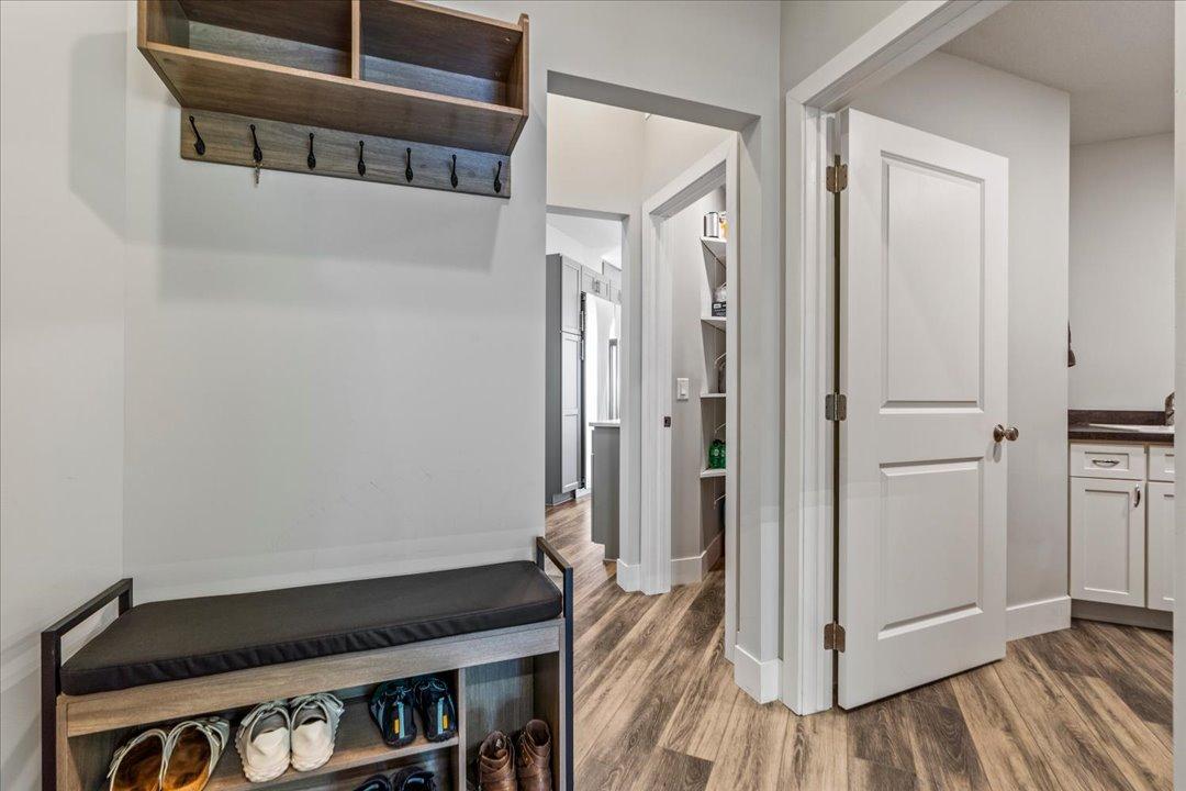 2022 single family home for sale at 12583 N Pelican Lane in Merrifield, MN — 4 bed, 5 bath (photo 55 of 70)