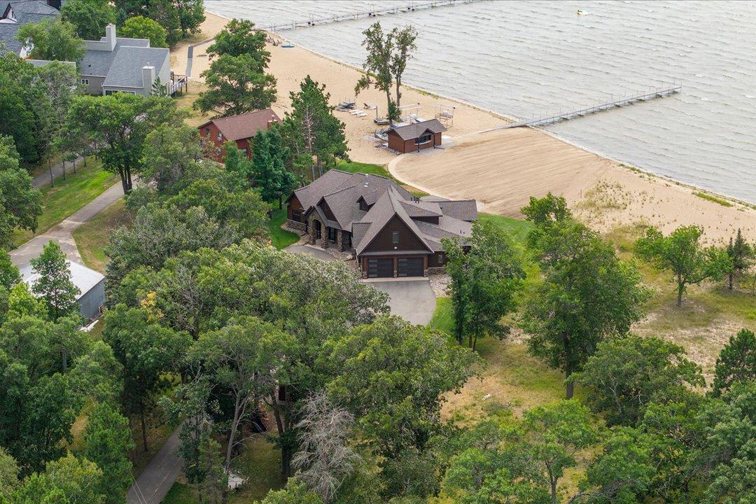 2022 single family home for sale at 12583 N Pelican Lane in Merrifield, MN — 4 bed, 5 bath (photo 58 of 70)