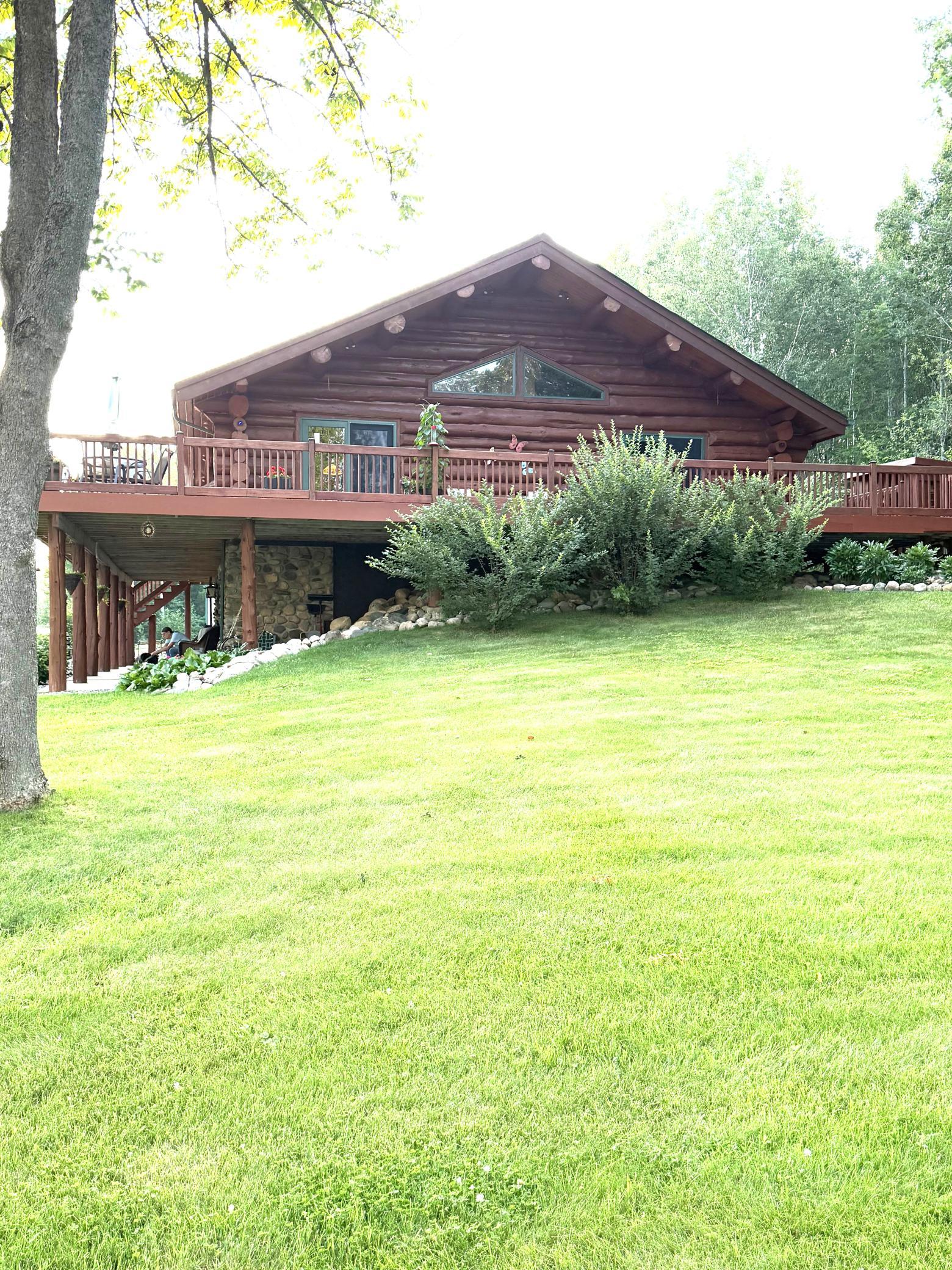 2002 single family home for sale at 40330 Bray Lake Road in Nashwauk, MN — 4 bed, 3 bath