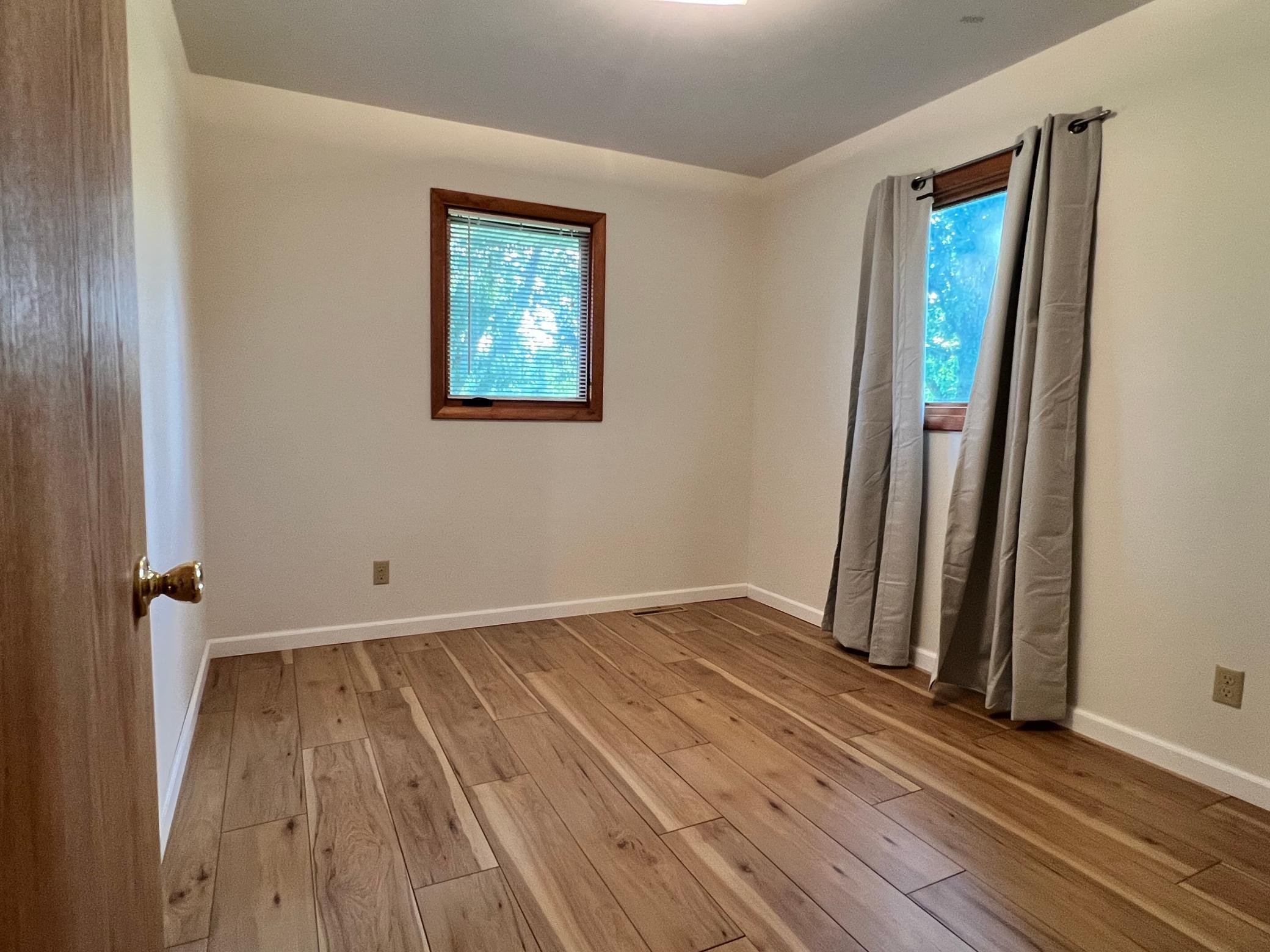 1968 single family home for sale at 2689 and 2688 Oak Loop NW in Baudette, MN — 3 bed, 1 bath (photo 24 of 25)