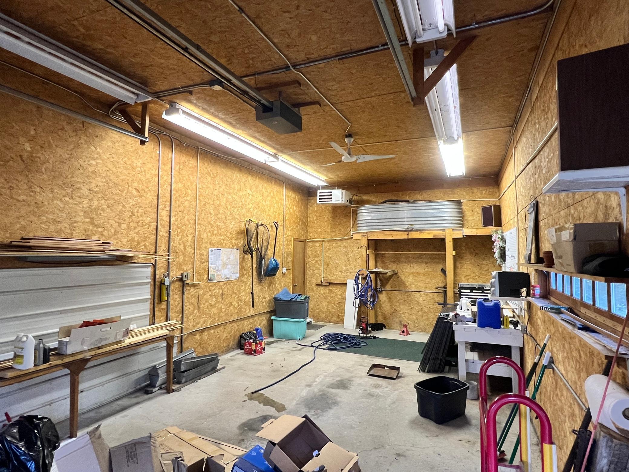 1968 single family home for sale at 2689 and 2688 Oak Loop NW in Baudette, MN — 3 bed, 1 bath (photo 8 of 25)