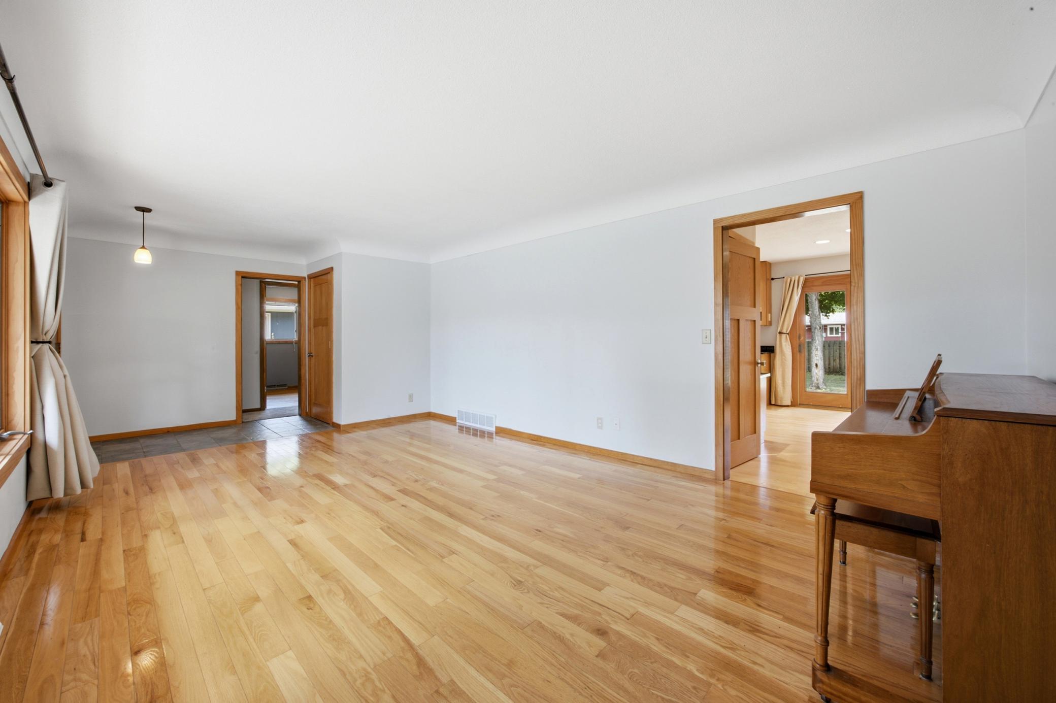 1418 22nd Avenue S, Moorhead MN 56560 - Photo 7 of 44