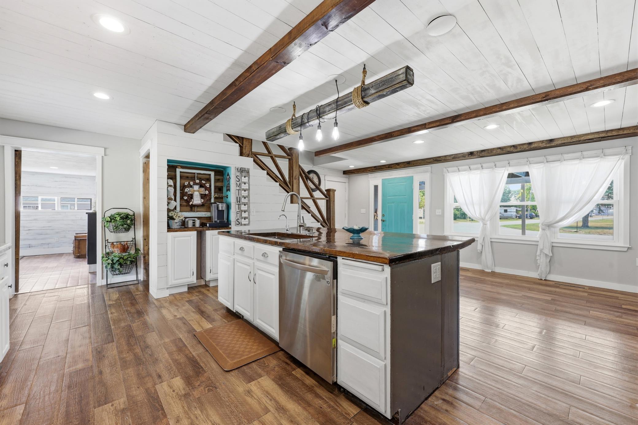 1954 single family home for sale at 811 1st Avenue E in Ada, MN — 6 bed, 5 bath (photo 15 of 61)