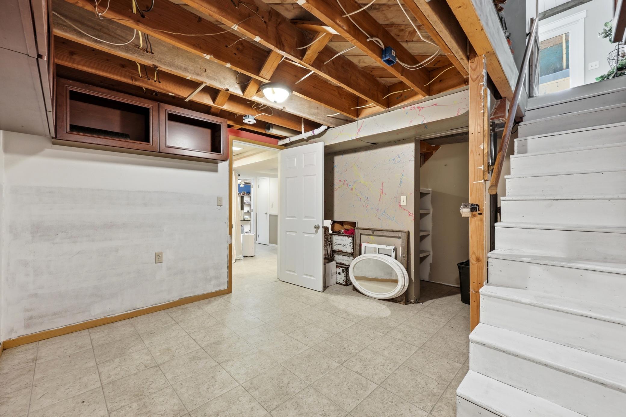 1954 single family home for sale at 811 1st Avenue E in Ada, MN — 6 bed, 5 bath (photo 43 of 61)