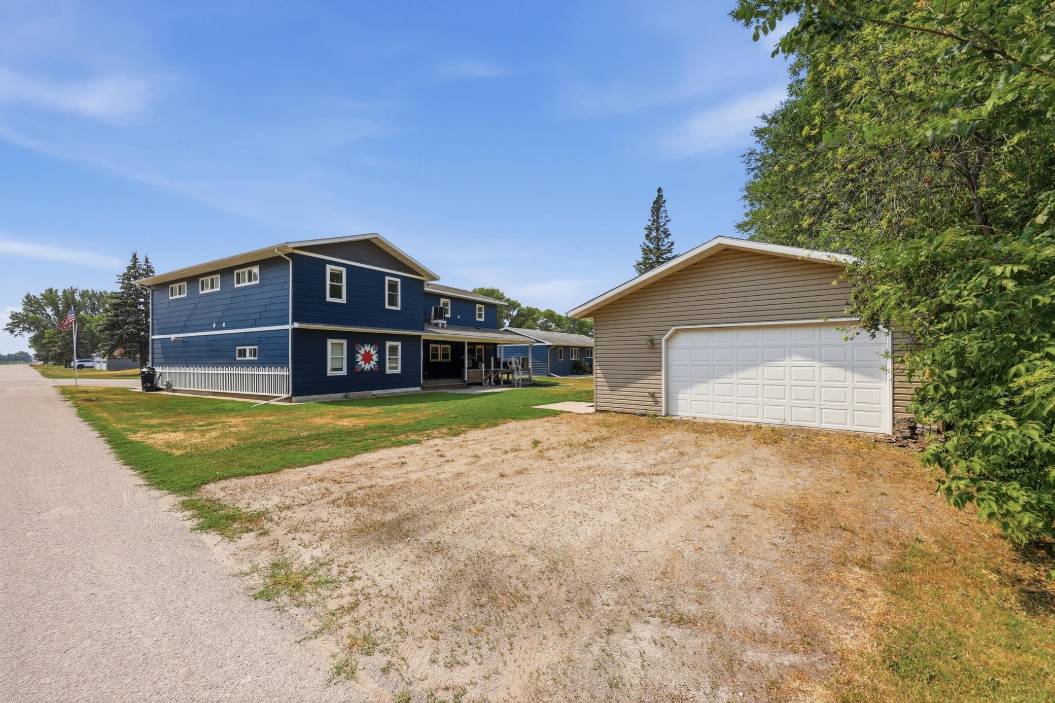 1954 single family home for sale at 811 1st Avenue E in Ada, MN — 6 bed, 5 bath (photo 54 of 61)
