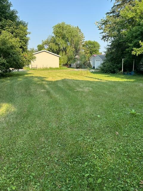 1910 single family home for sale at 514 Conley Avenue S in Thief River Falls, MN — 3 bed, 1 bath (photo 5 of 26)