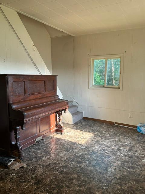 1910 single family home for sale at 514 Conley Avenue S in Thief River Falls, MN — 3 bed, 1 bath (photo 7 of 26)