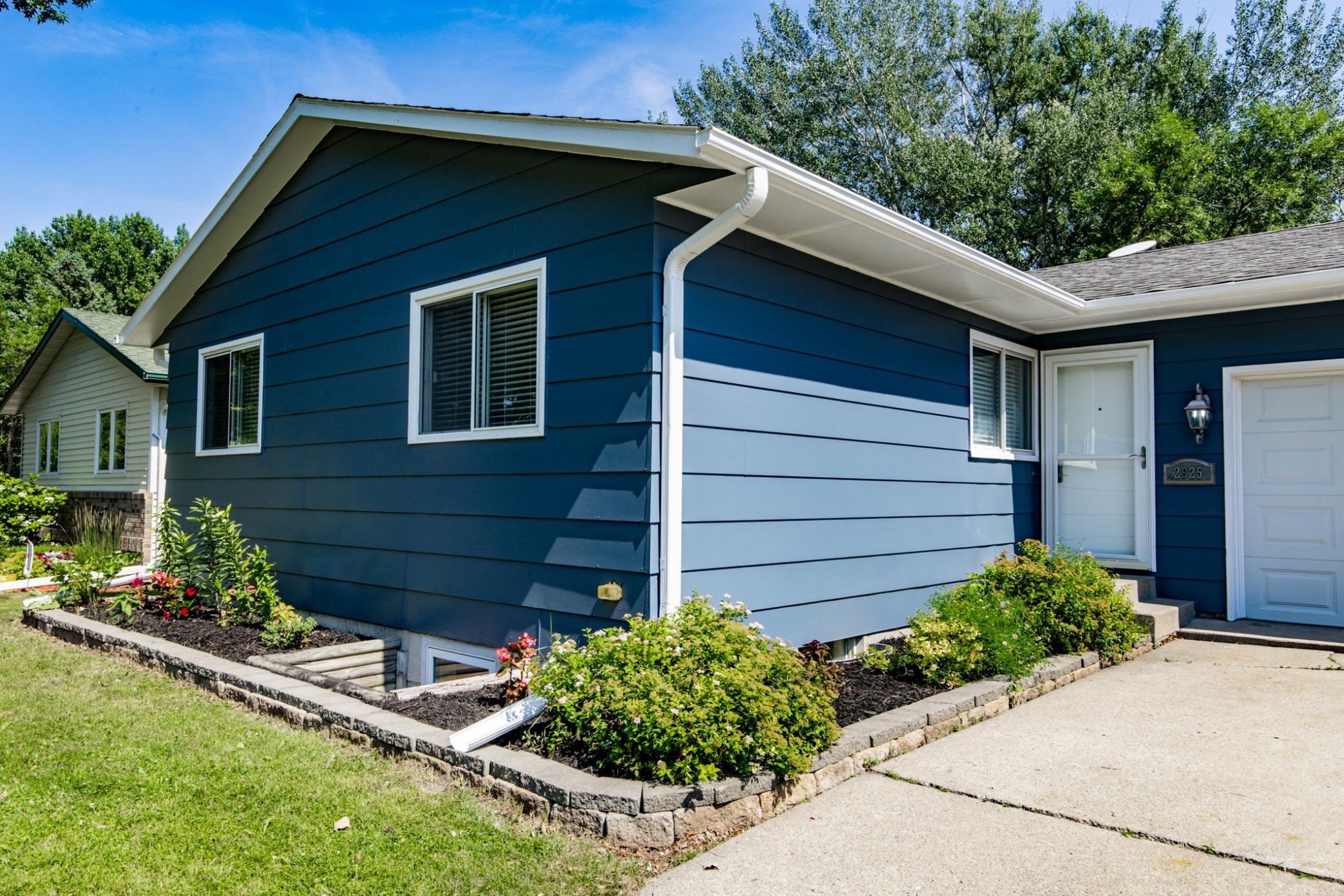 2925 14th Avenue S, Moorhead MN 56560 - Photo 3 of 43