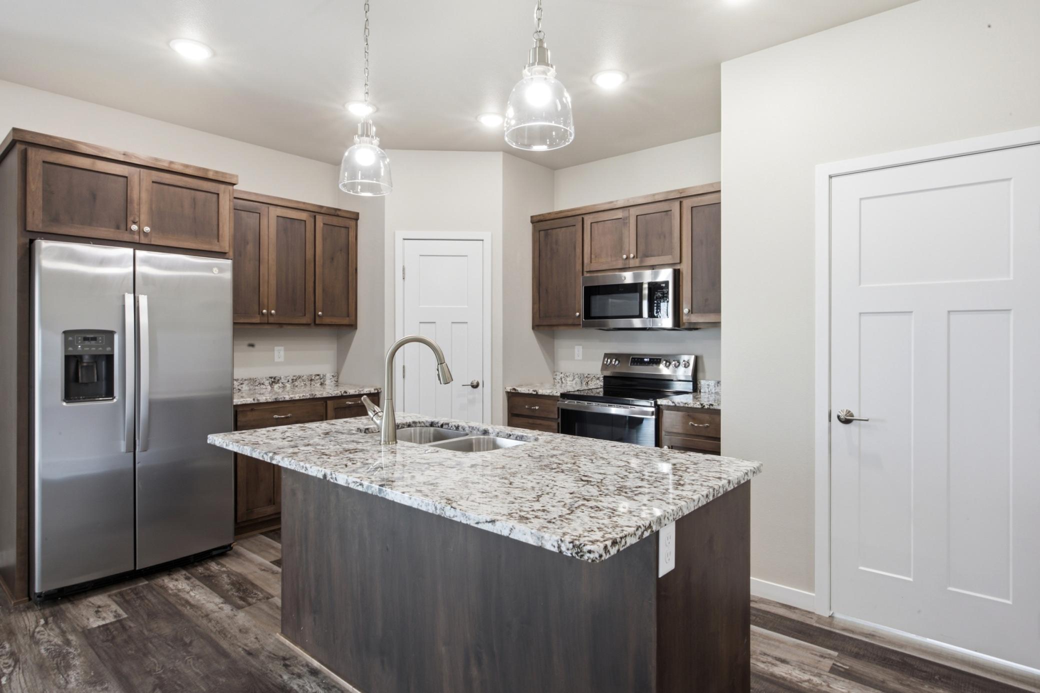 6021 78th Avenue S, Horace ND 58047 - Photo 4 of 23