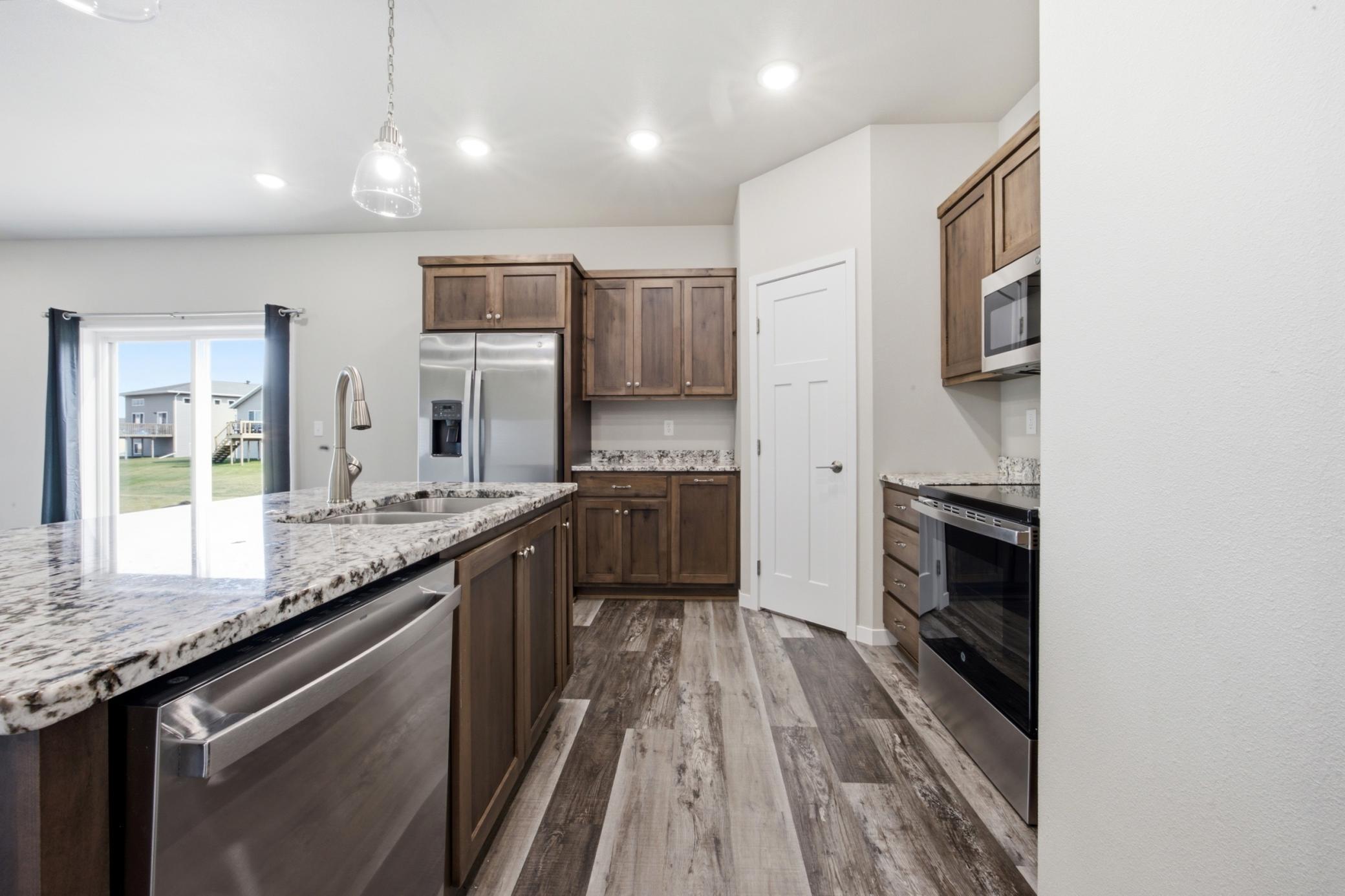 6021 78th Avenue S, Horace ND 58047 - Photo 6 of 23