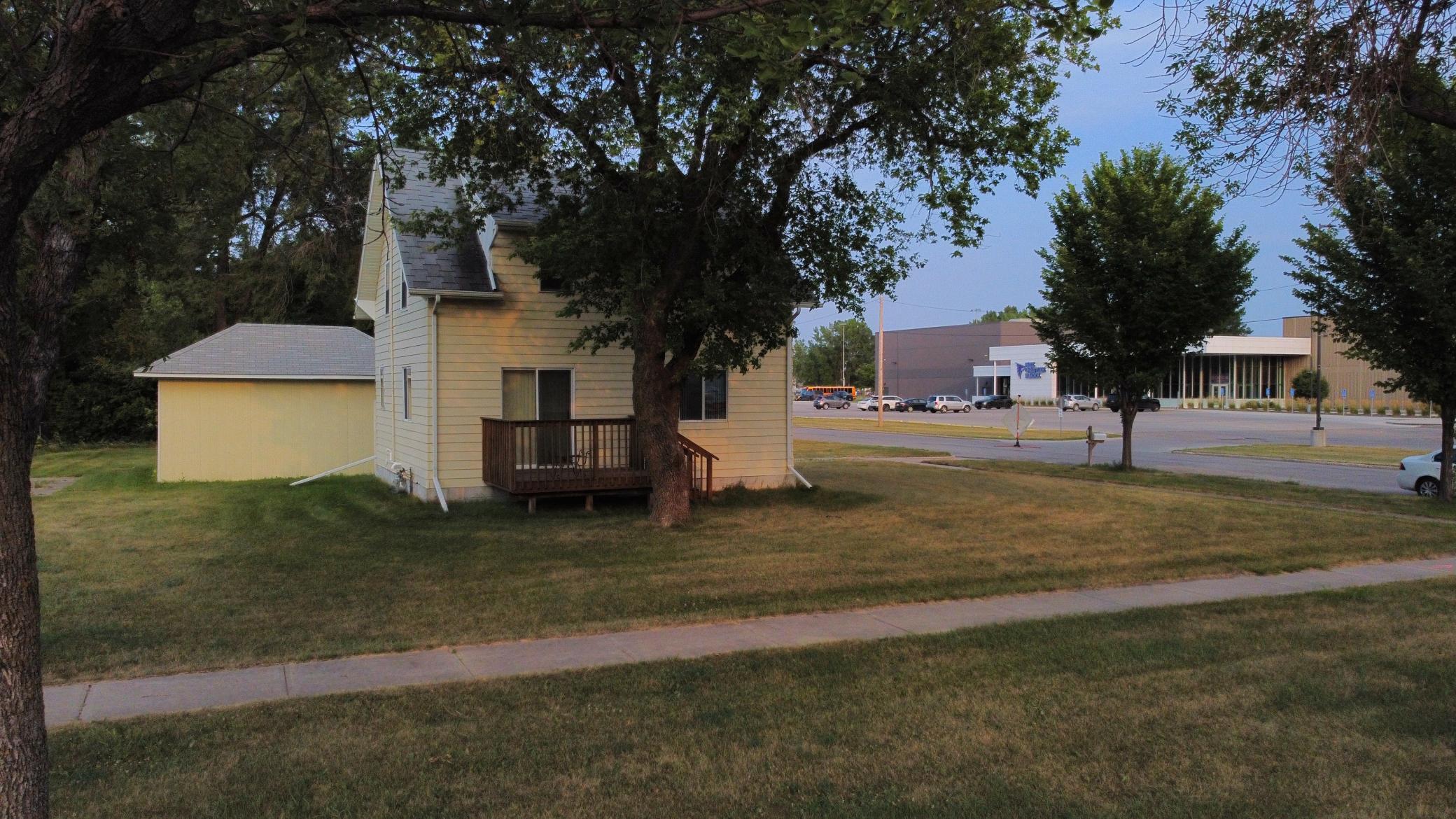 1706 N 4th Avenue, Moorhead MN 56560 - Photo 17 of 23