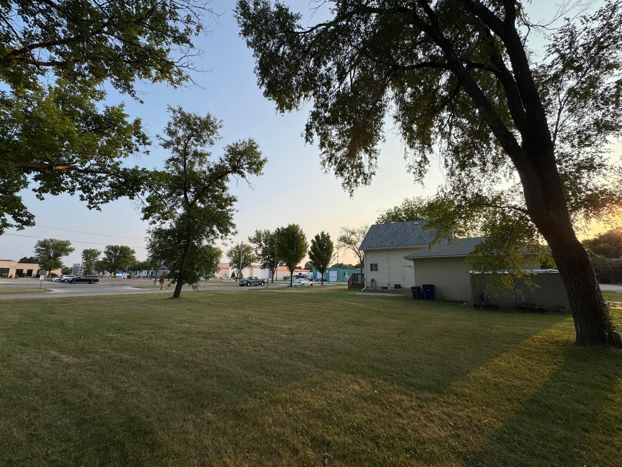 1706 N 4th Avenue, Moorhead MN 56560 - Photo 18 of 23