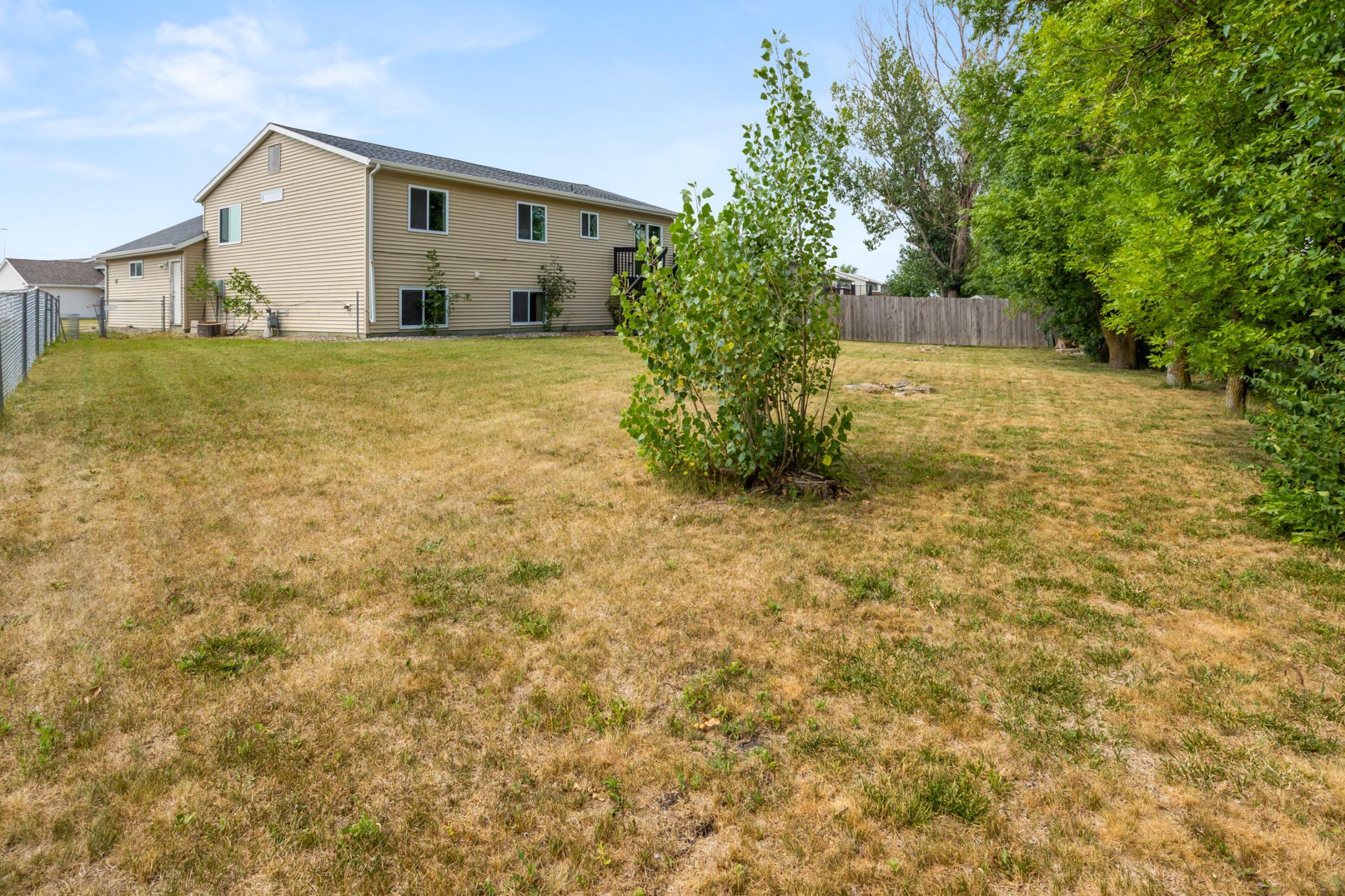 1860 Huntington Lane, West Fargo ND 58078 - Photo 4 of 49