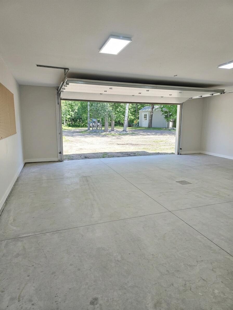 2017 single family home for sale at 18193 Anderson Trail SE in Erskine, MN — 3 bed, 2 bath (photo 17 of 23)