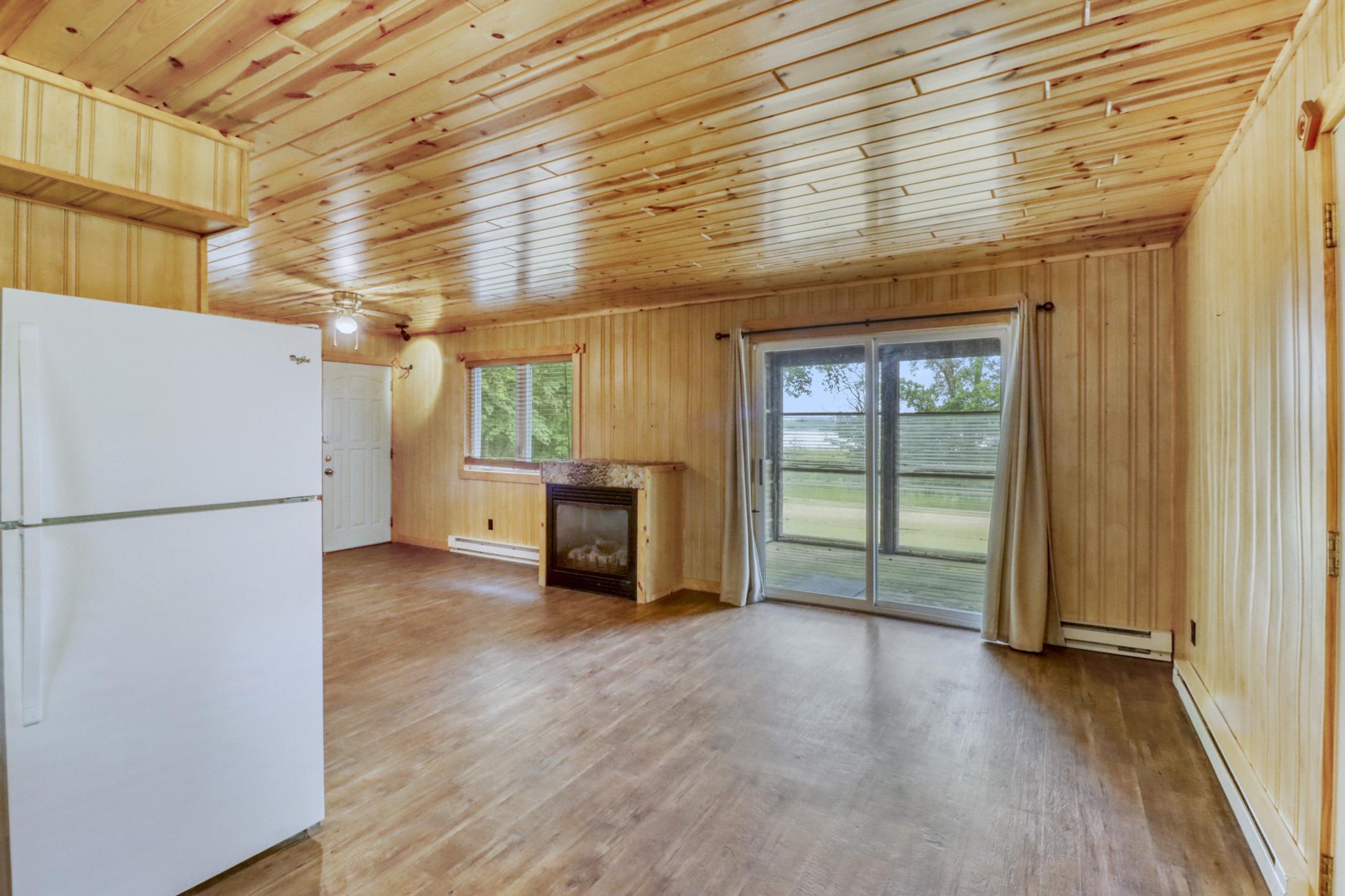 1975 single family home for sale at 32898 Priebs Park Drive in Vergas, MN — 1 bed, 2 bath (photo 13 of 48)