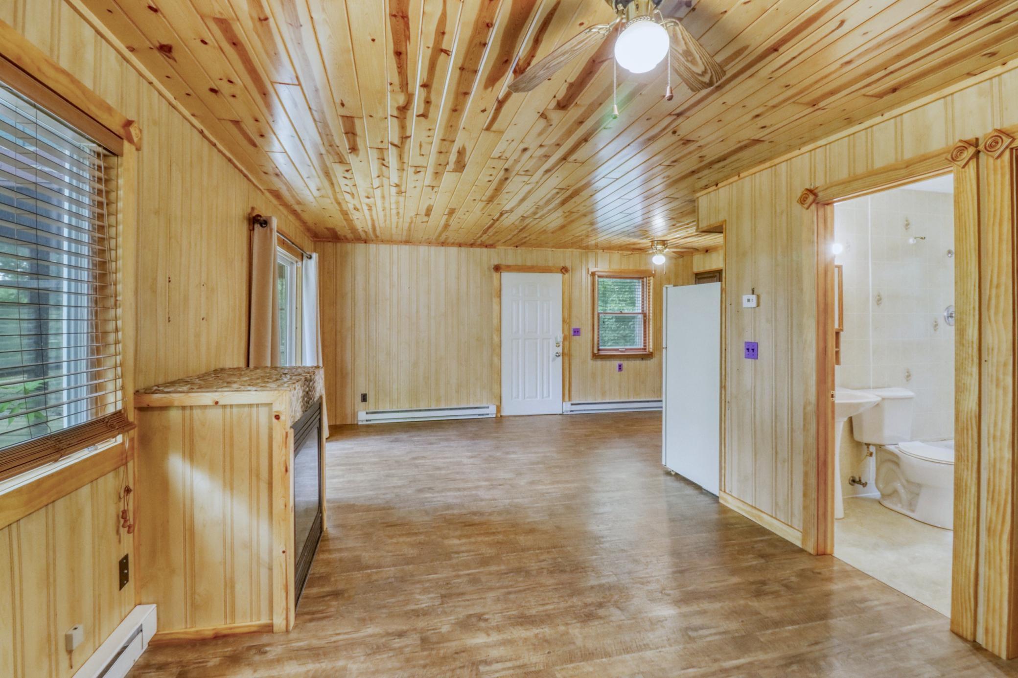 1975 single family home for sale at 32898 Priebs Park Drive in Vergas, MN — 1 bed, 2 bath (photo 14 of 48)