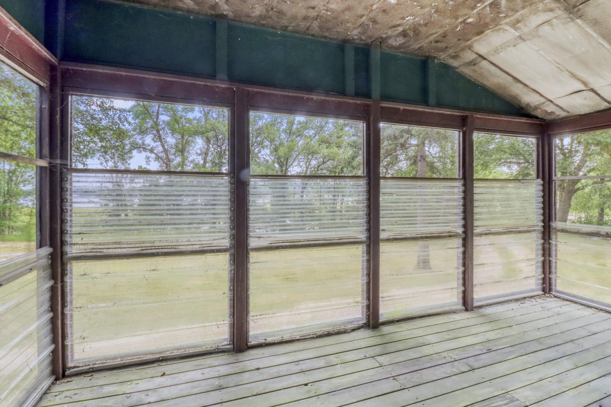 1975 single family home for sale at 32898 Priebs Park Drive in Vergas, MN — 1 bed, 2 bath (photo 21 of 48)