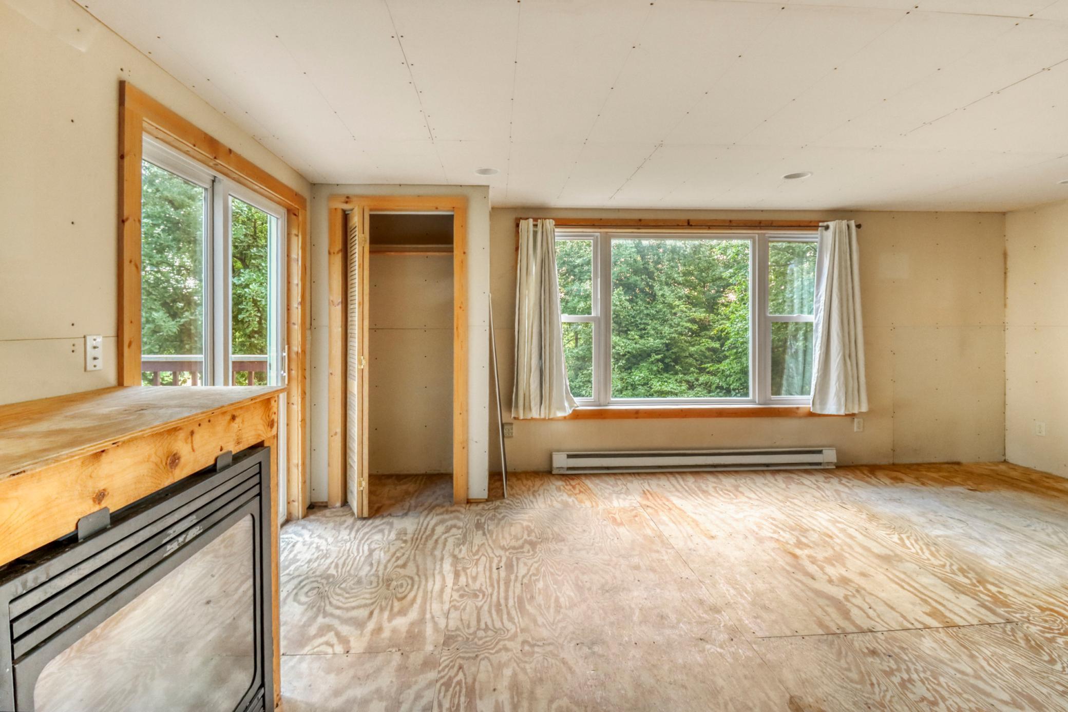 1975 single family home for sale at 32898 Priebs Park Drive in Vergas, MN — 1 bed, 2 bath (photo 26 of 48)